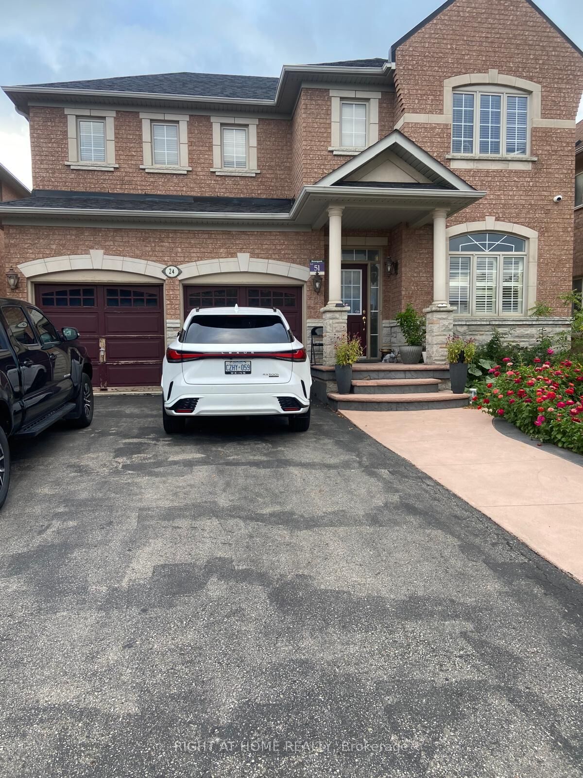 Property Photo:  24 Amethyst Circle  ON L6P 0Z3 