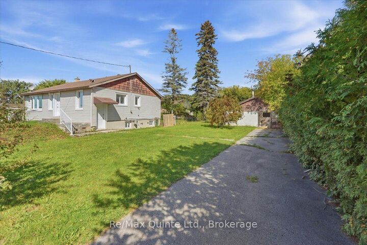 Property Photo:  106 Whites Road  ON K8V 5P5 