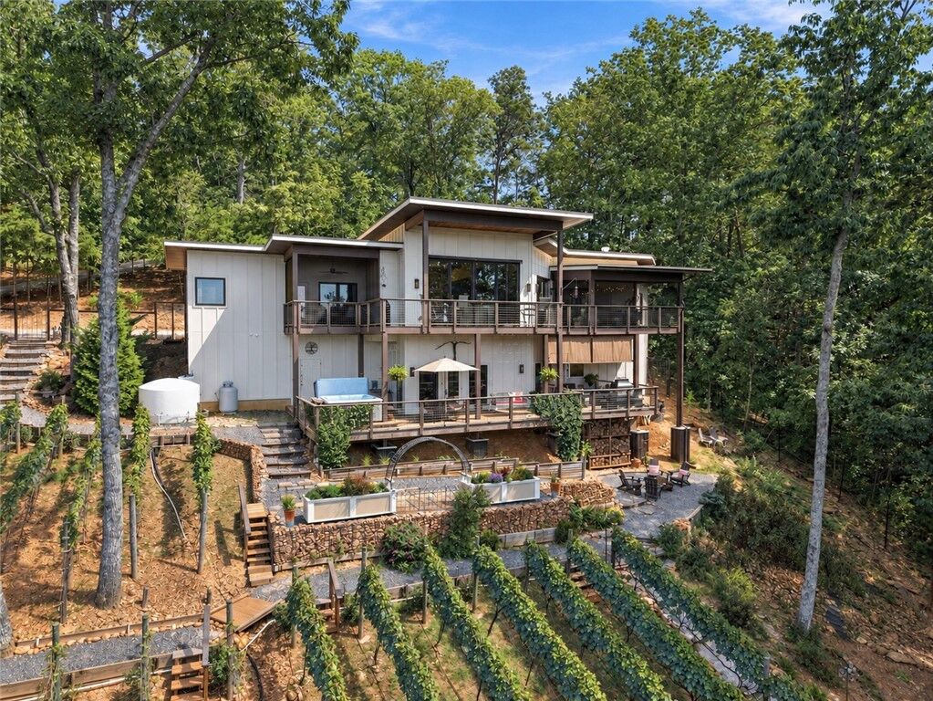 Property Photo:  1133 Altamont Road  SC 29609 