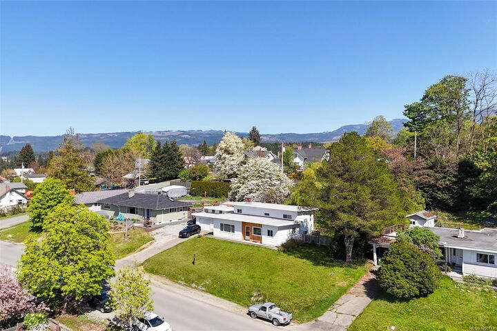 Property Photo:  2955 6th Ave  BC V9Y 2H1 