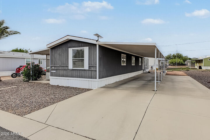 Property Photo:  156 N Hawes Road 40  AZ 85207 