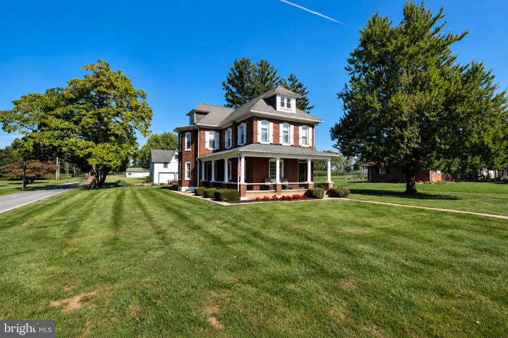 Property Photo: 5 Bowers Road PA 19605