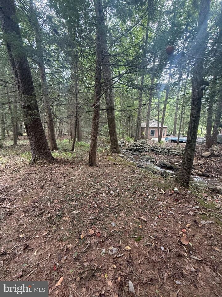 Property Photo:  11612 Lower Horse Valley Road  PA 17265 