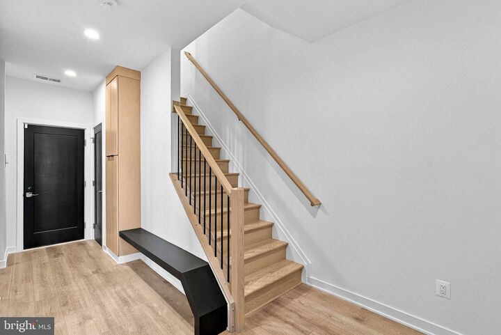 Property Photo:  43447 Wilcox Terrace  VA 20148 