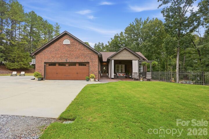 Property Photo: 2055 Tiger Paw Lane SC 29745