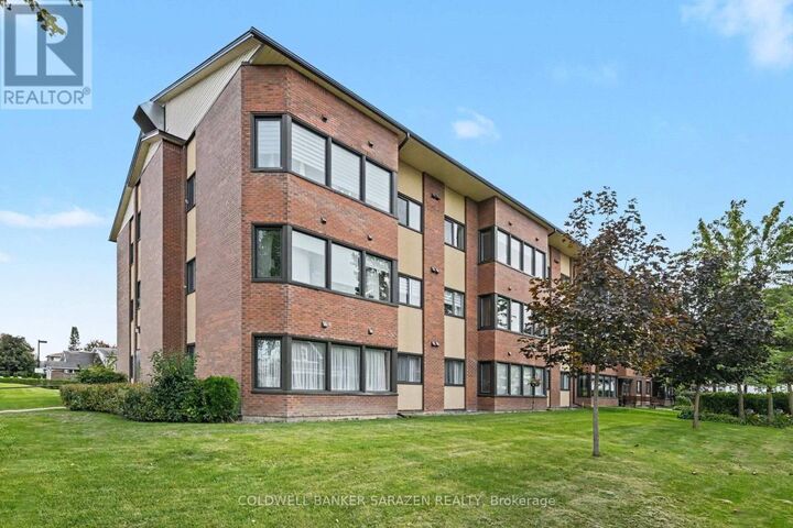 Property Photo: 124 Daniel Street South 308 ON K7S 2L7