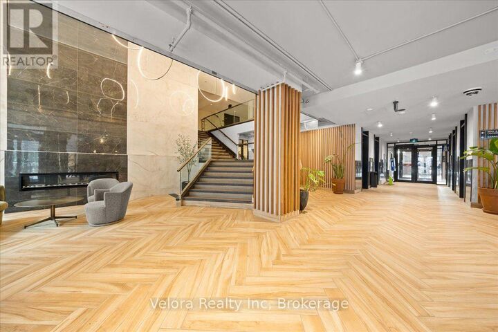 Property Photo:  161 Laurier Avenue West 403  ON K1P 5J2 