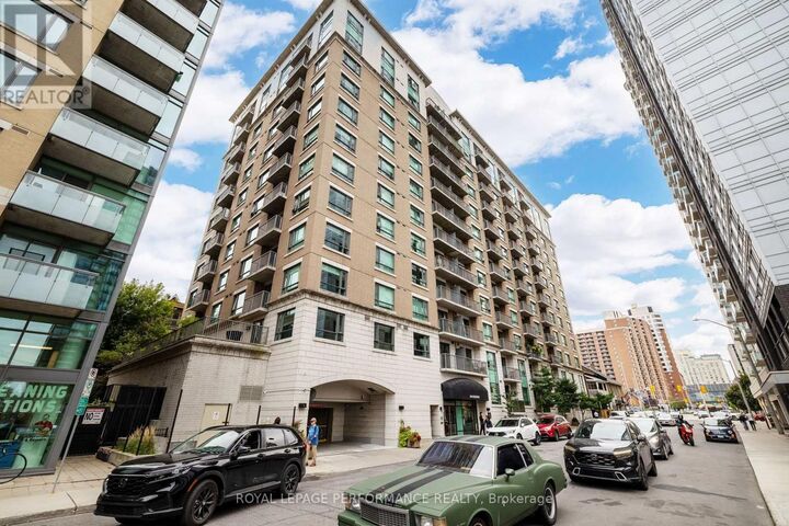 Property Photo:  200 Besserer Street 604  ON K1N 0A7 