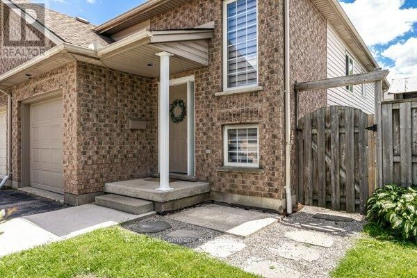 Property Photo:  127 Walsh Crescent  ON N5A 7X7 