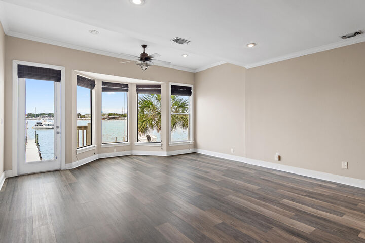Property Photo:  365 Gulf Shore Drive Unit 5  FL 32541 