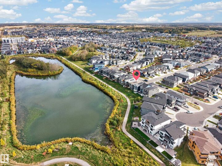 Property Photo:  4104 3 Avenue SW  AB T6X 3A2 
