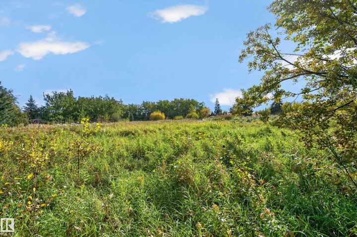 Property Photo:  53068 Rge Road 222  AB T8E 2A2 