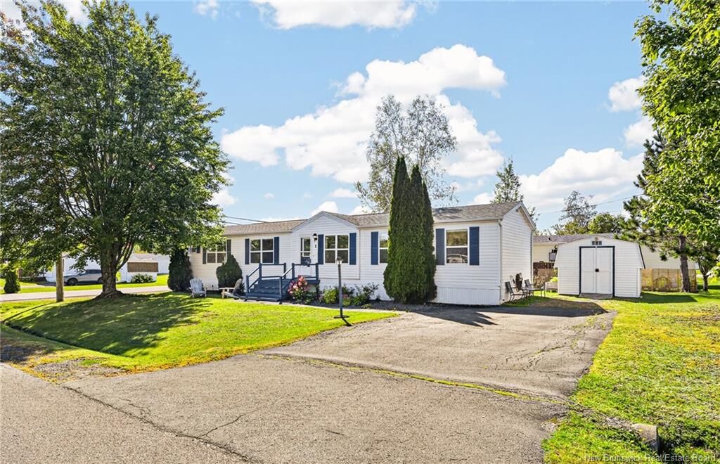 Property Photo:  1 Lausanne Street  NB E1H 2Y3 
