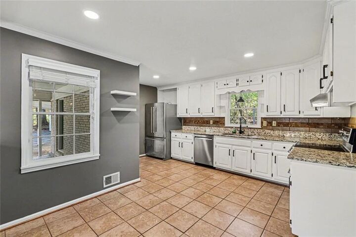 Property Photo:  4576 Driftwood Drive  GA 30106 