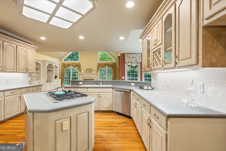 Property Photo:  5299 Garnaby Lane NW  GA 30092 