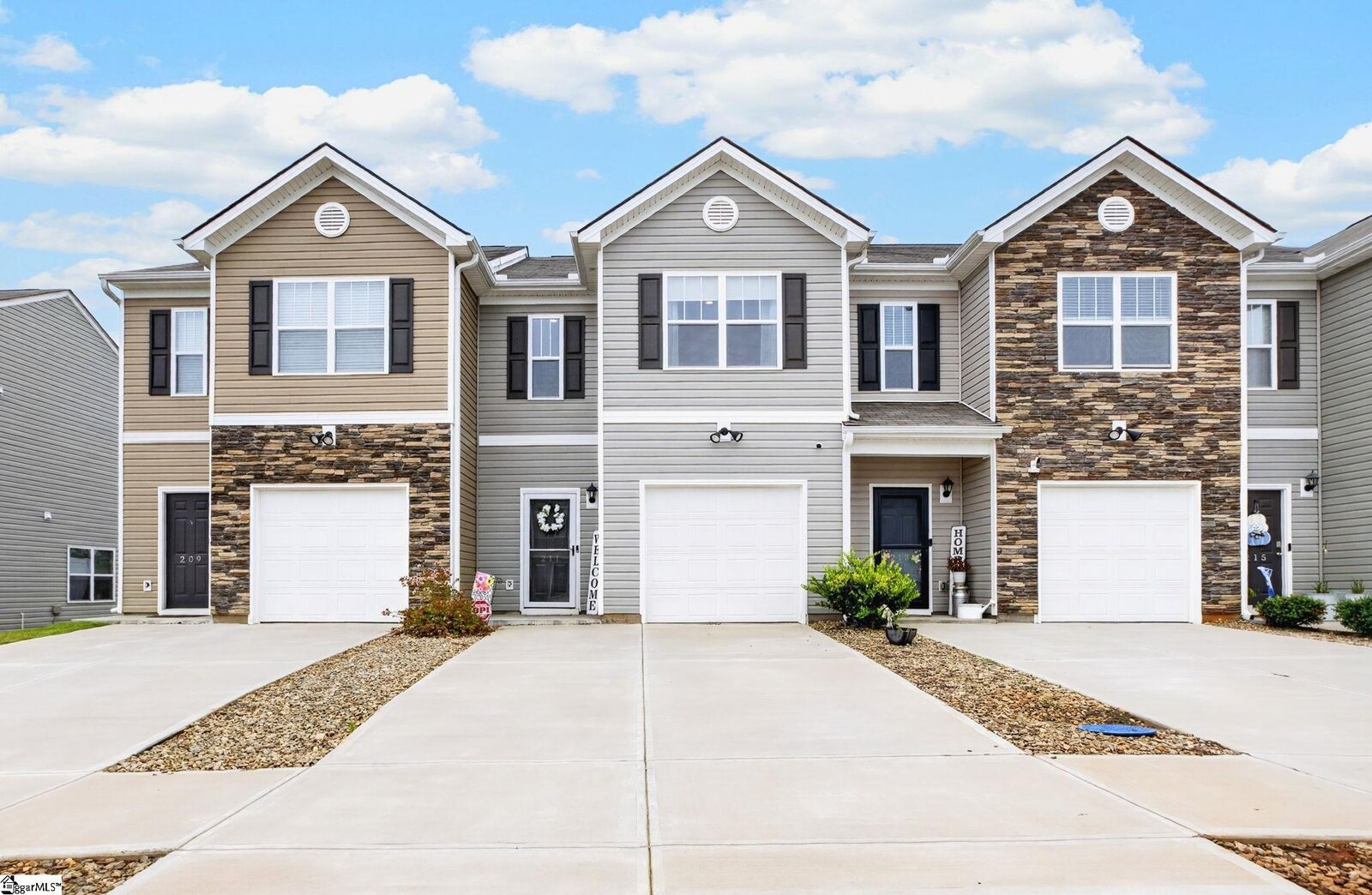 Property Photo:  211 Sunriff Court  SC 29651 