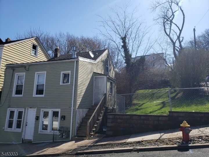 Property Photo:  121 Turner St 123  NJ 07501 