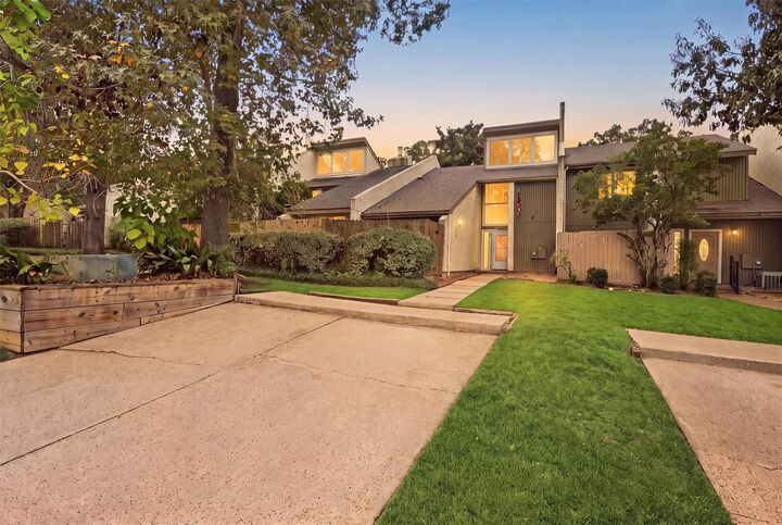 Property Photo: 12315 Glenview Drive TX 77356