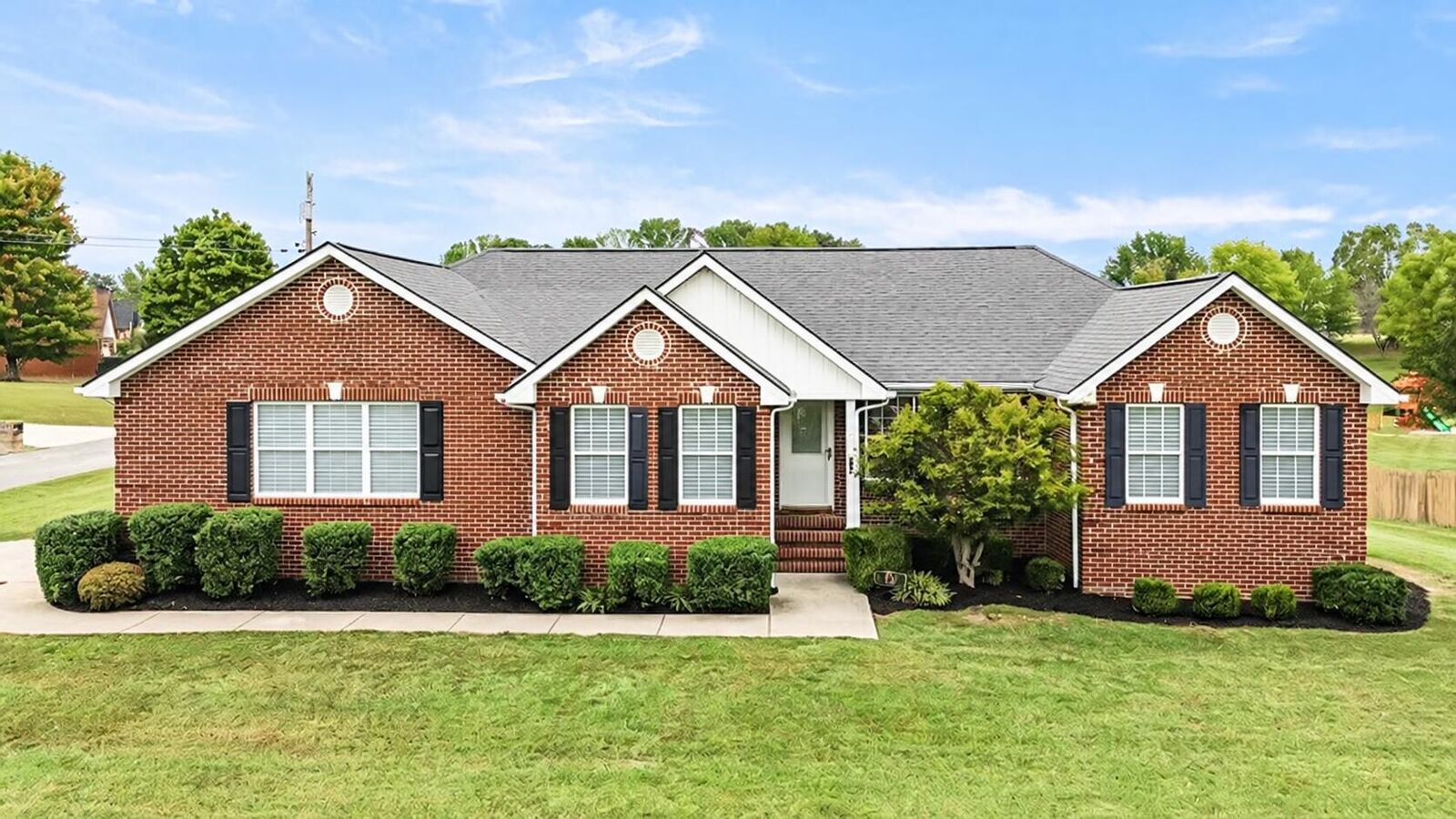 Property Photo:  92 Water Cliff Drive  KY 42503 