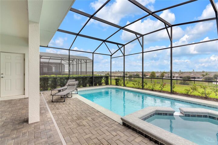 Property Photo:  1707 Kona Lane  FL 33897 