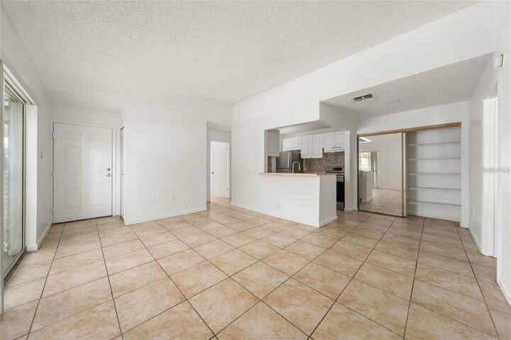 Property Photo:  3849 Bay Club Circle 204  FL 34741 