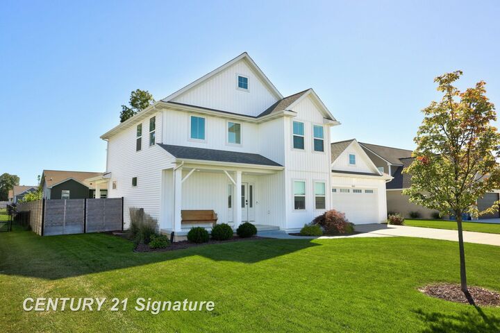 Property Photo:  8660 Foxtail Trail  MI 48623 