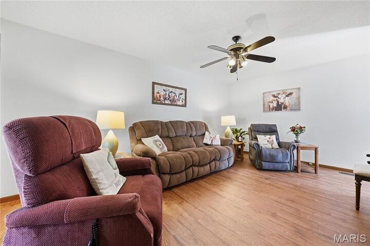 Property Photo: 550 Spring Glen Drive MO 63021