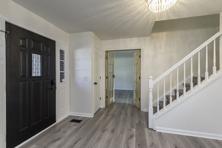 Property Photo:  364 Churchill Lane  IL 60031 