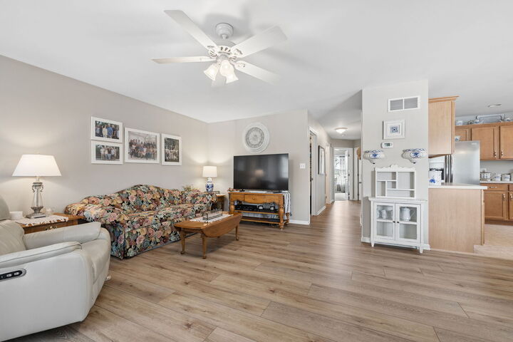 Property Photo:  10937 Front Street 2B  IL 60448 