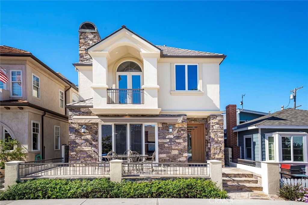 Property Photo:  119 Opal  CA 92662 