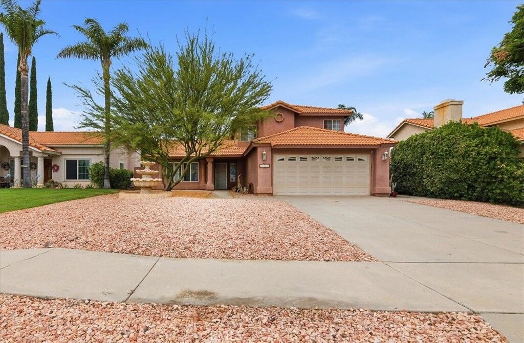 Property Photo:  1547 Columbia Street  CA 92374 