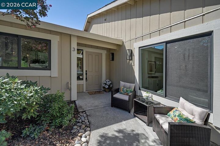 Property Photo:  2125 Cactus Ct 3  CA 94595 