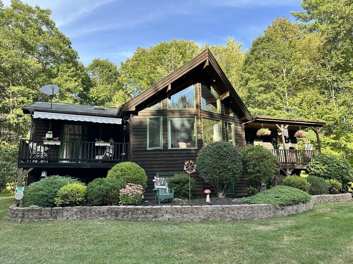 Property Photo: 555 Hinckley Road ME 04927