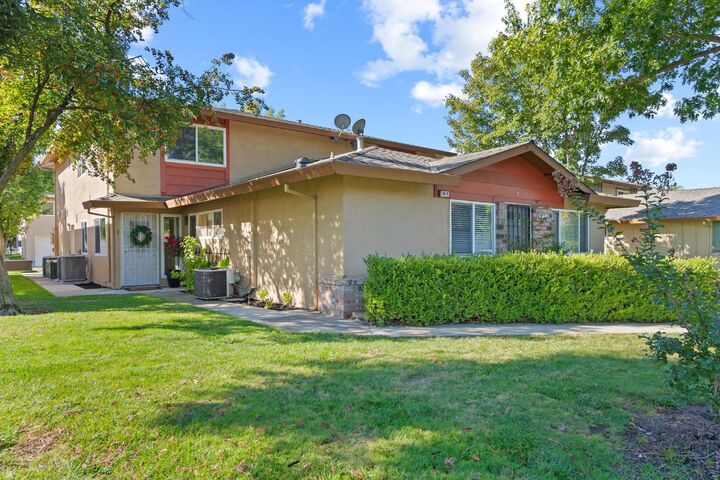 Property Photo:  5618 Madison Avenue 3  CA 95841 