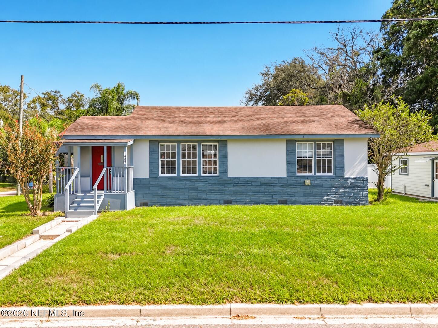 Property Photo:  1607 Pinegrove Avenue  FL 32205 