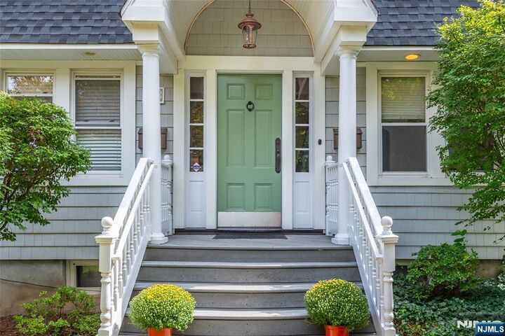 Property Photo:  241 Hope Street  NJ 07450 