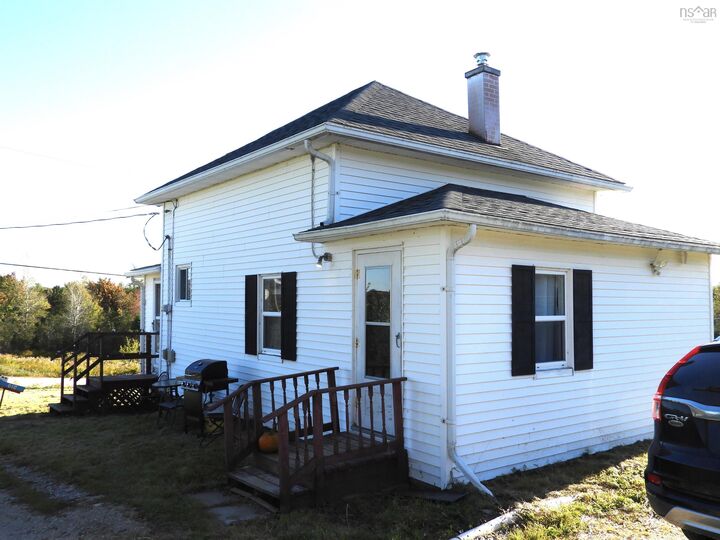 Property Photo: 610 Lake Ramsay Road NS B0J 2M0