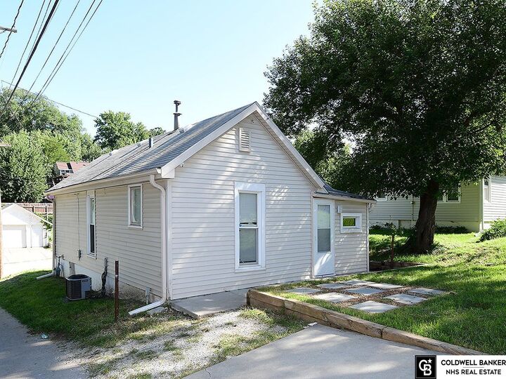 Property Photo:  6411 Miami Street  NE 68104 
