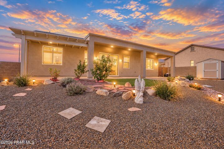 Property Photo:  6228 E Garnet Place  AZ 86314 