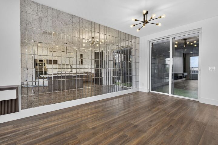 Property Photo:  29 Woodford St 3  MA 02125 