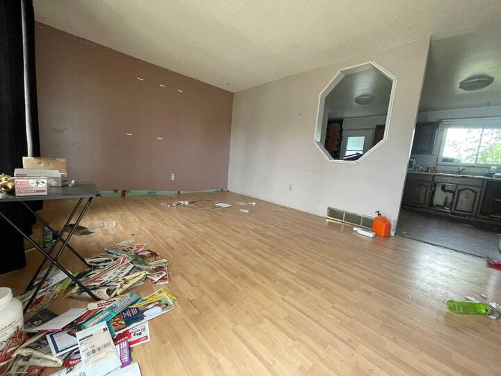 Property Photo:  3406 48 Avenue  SK S9V 1A9 