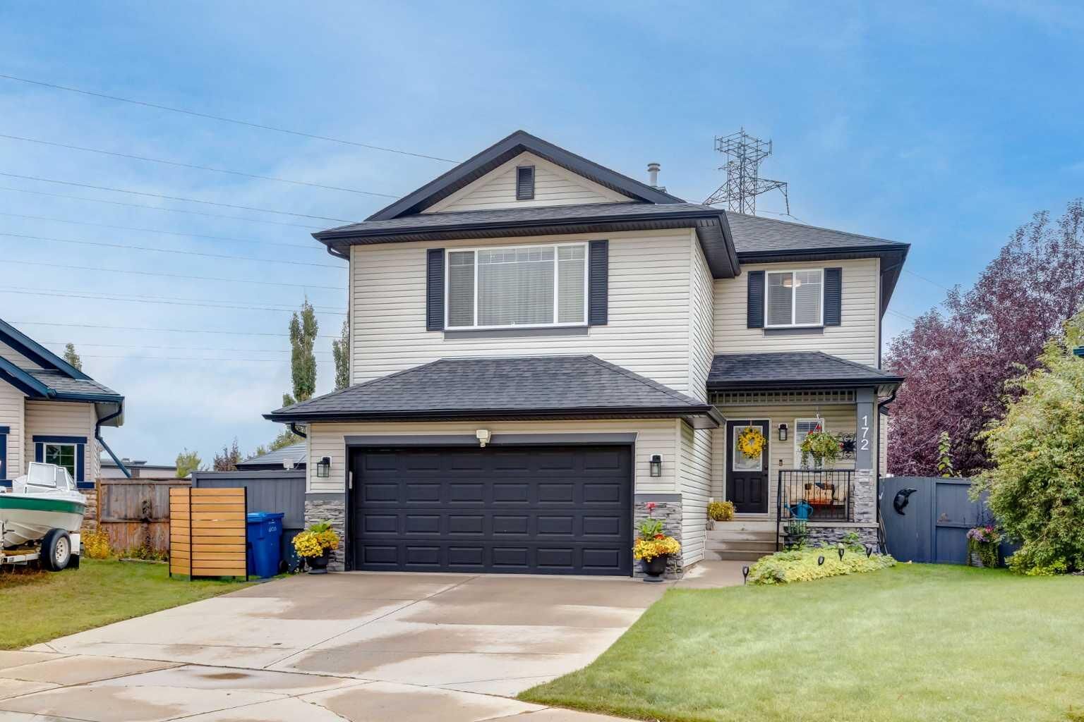 Property Photo:  172 Oakmere Way  AB T1X 1N6 