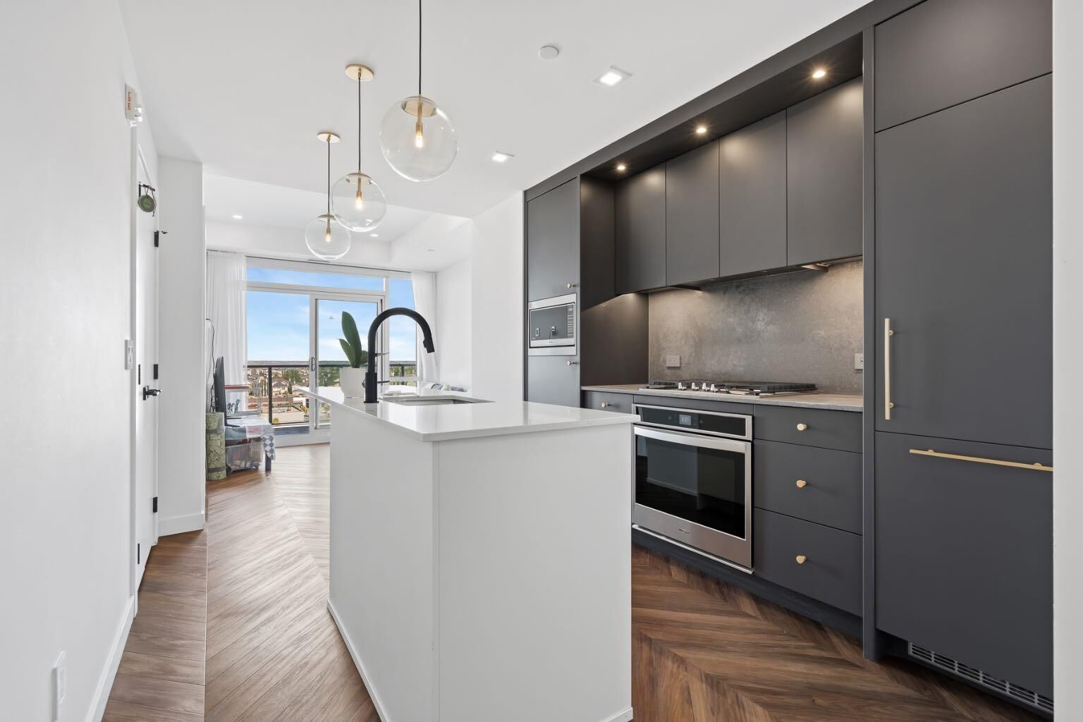 Property Photo:  8505 Broadcast Avenue SW 707  AB T3H 6B5 