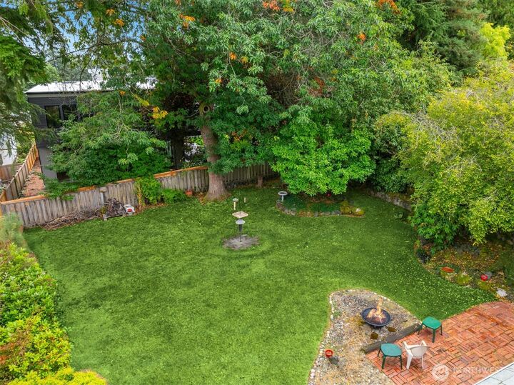 Property Photo:  1652  104th Avenue SE  WA 98004 
