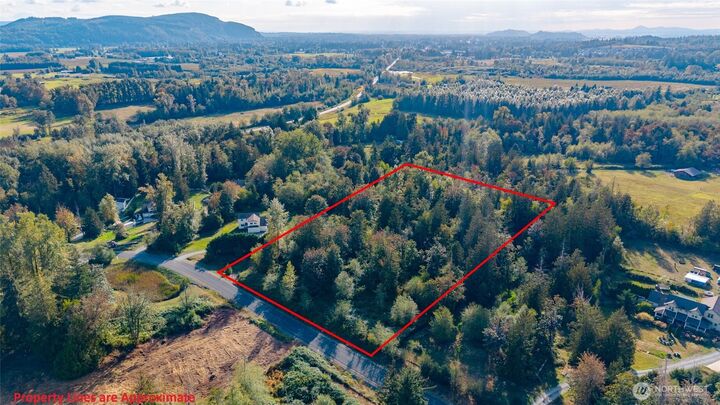 Property Photo:  7822  Renic Drive  WA 98284 