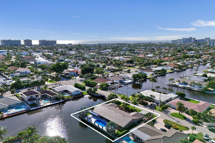 Property Photo:  2831 NE 59th Street  FL 33308 