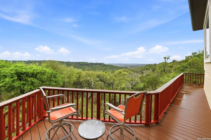 Property Photo:  162 Alondra Lane  TX 78070 