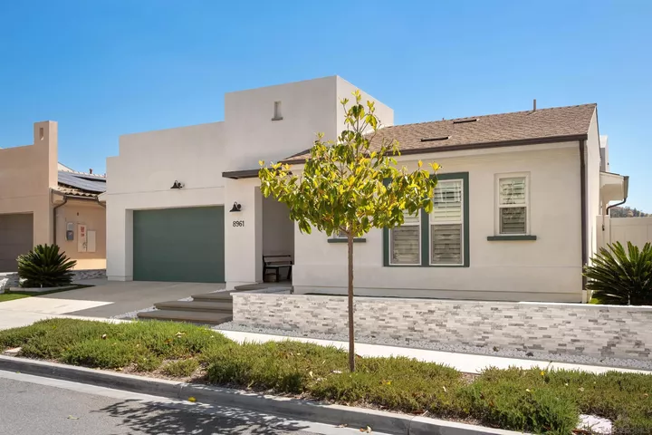Property Photo:  8961 Trailridge  CA 92071 