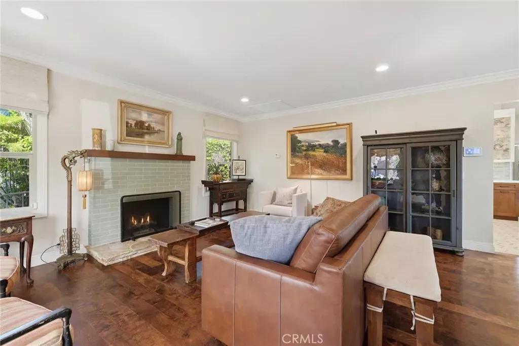 Property Photo: 4637 E Colorado Street CA 90814