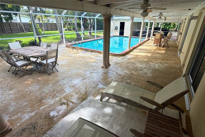 Property Photo: 13820 SW 74th Ct FL 33158